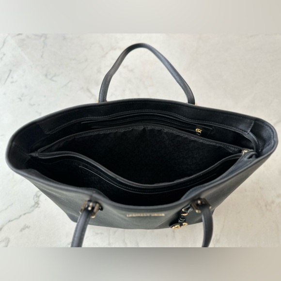 Michael Kors Jetset medium travel tote, excellent condition - Picture 3 of 7